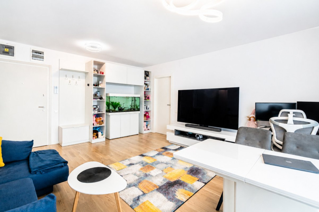 Apartament cu terasa cat o gradina, trei boxe si doua locuri de parcare subteran