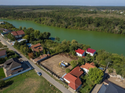 BRANESTI, TEREN CONSTRUCTII 1400 MP, DESCHIDERE 32 MP!