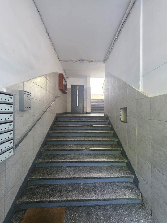 De vanzare 3 cam bloc FLAMURA- Sos Giurgiului 119