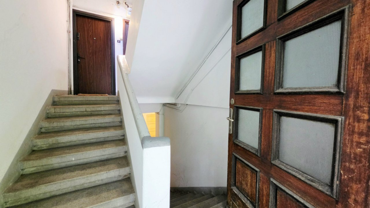 Unele proprietati se cumpara cu ochii. In Rahmaninov 9 cumperi cu imaginatia