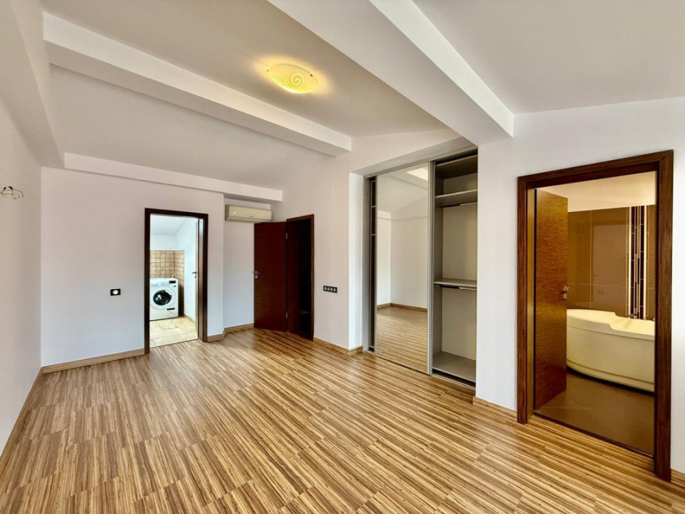 Penthouse Duplex cu vedere la Arcul de Triumf