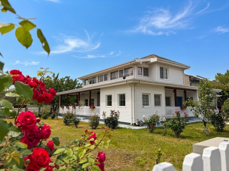 VILA UNICA LAC LEBADA