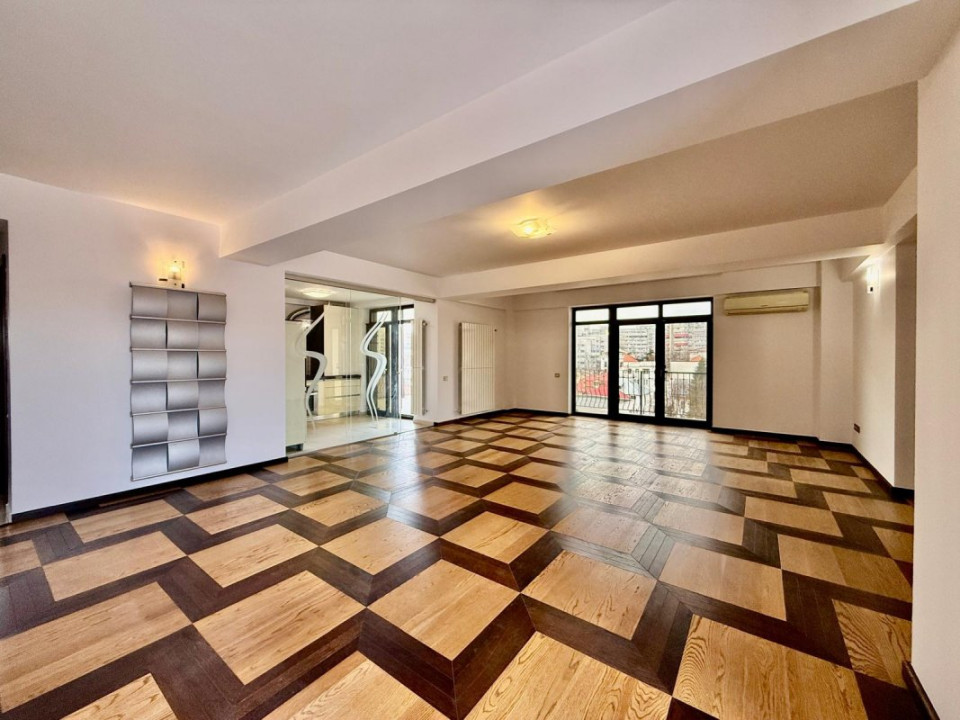 Penthouse Arcul de Triumf duplex et4+M