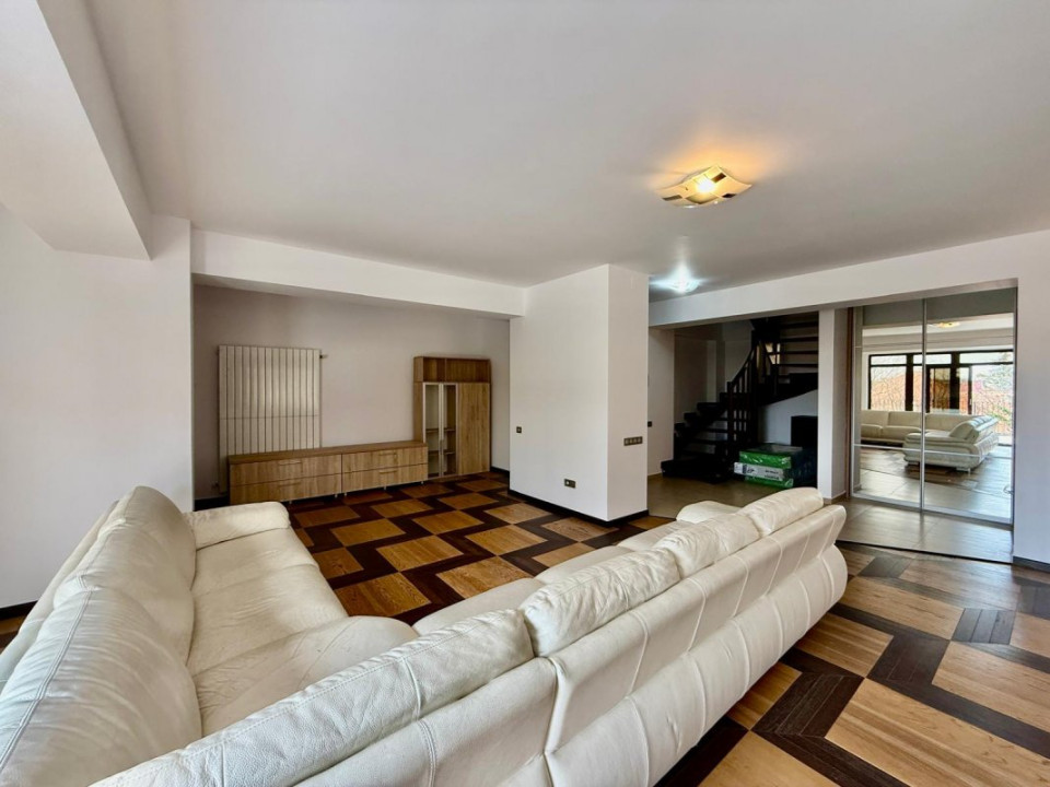 Penthouse Arcul de Triumf duplex et4+M