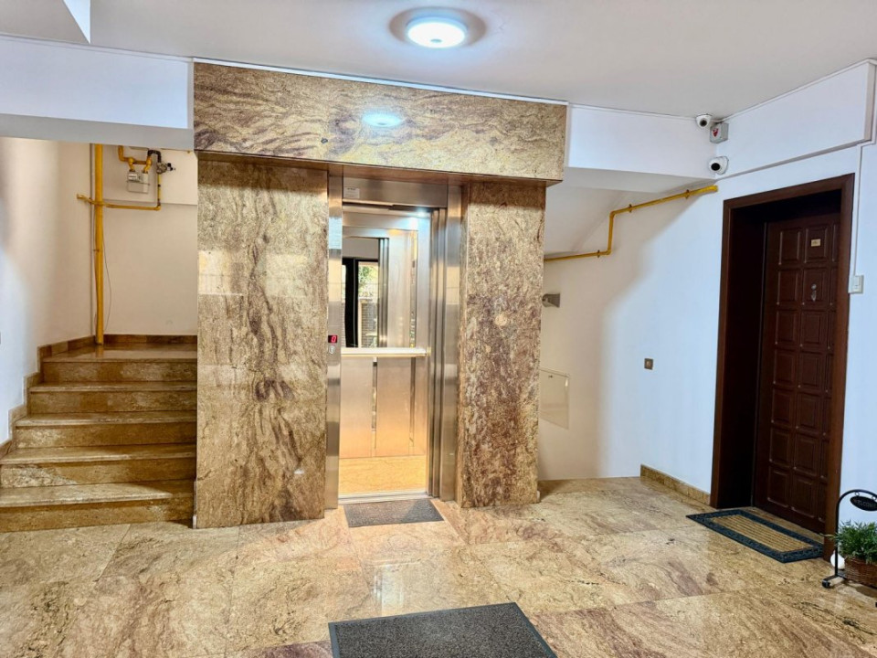 Penthouse Arcul de Triumf duplex et4+M