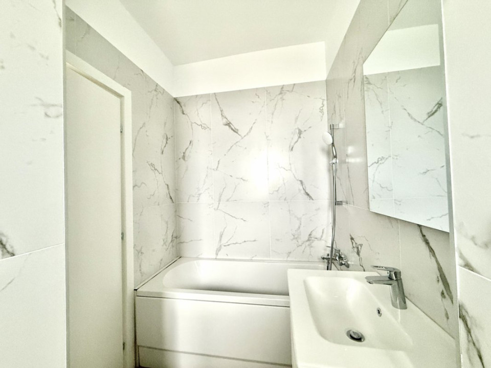 Penthouse,  cu terasa SUD