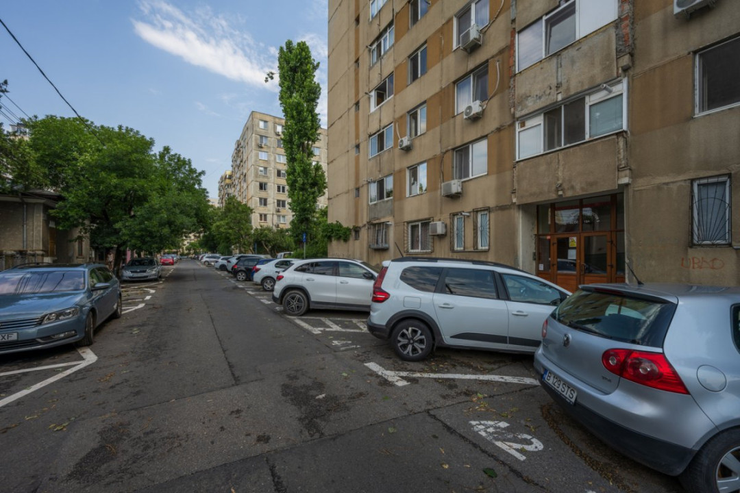 PIATA RAHOVA - 3 CAMERE 68 MP, ETAJ 7, CENTRALA PROPRIE!