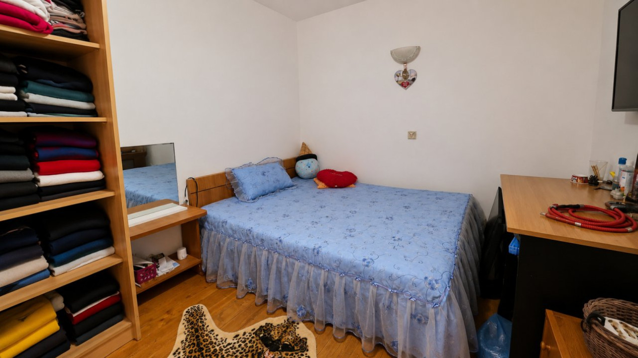 Pieptanari 100. Casele din umbra teilor. Rezidential sau comercial?