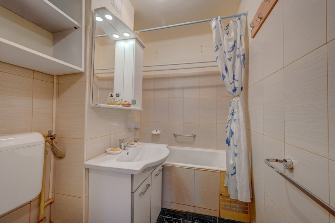 TITAN – AUCHAN, APARTAMENT 2 CAMERE, ETAJ 2, 45 MP TOTAL!