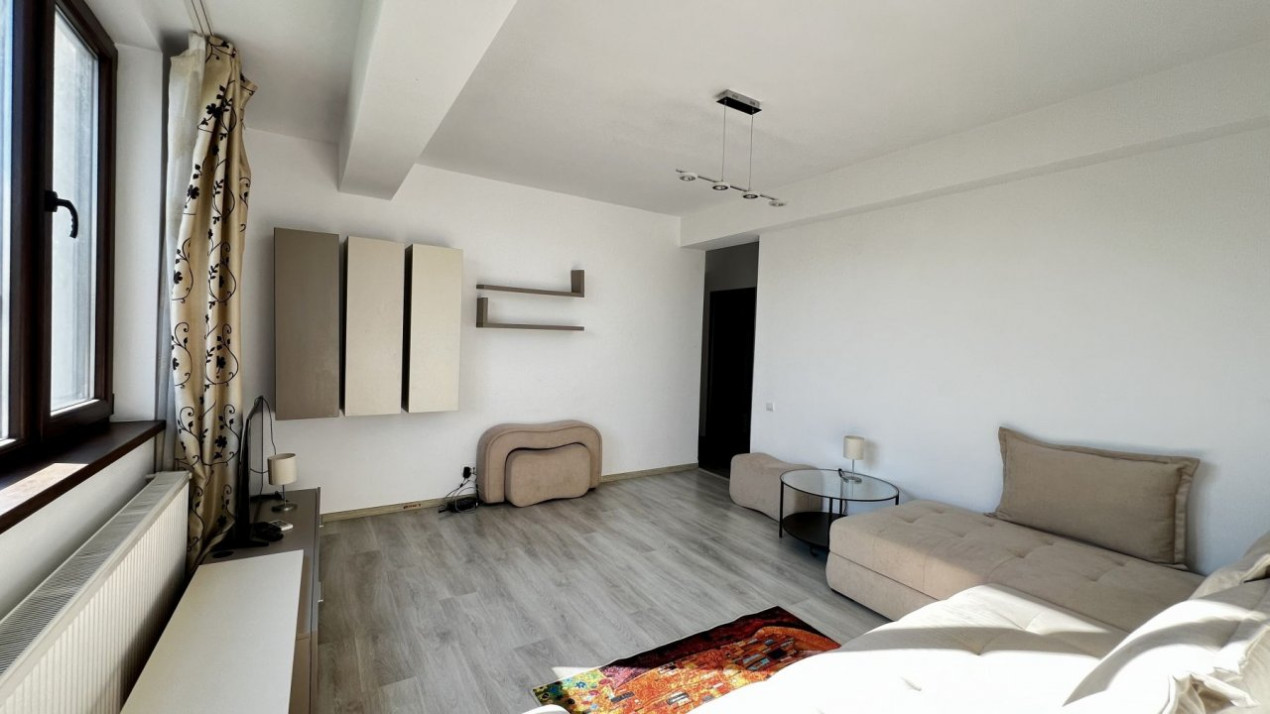 Pod Constanta - Mega Image, mobilat