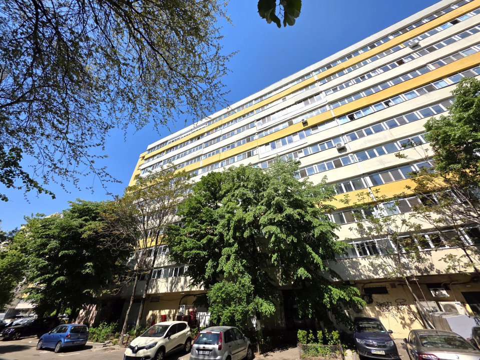 De vanzare 3 camere la Doamna Ghica, bloc reabilitat, decomandat