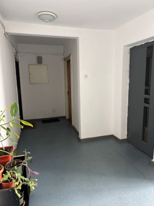 Trapezului – str. Becatei, 2 camere, 52 mp.  