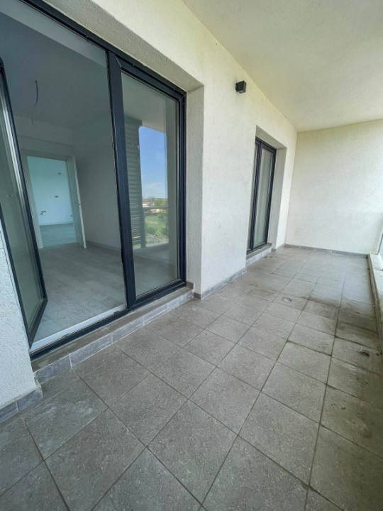 3 camere | 70 mp | Încălzire în pardoseală Ferestre panoramice | Vedere spre lac