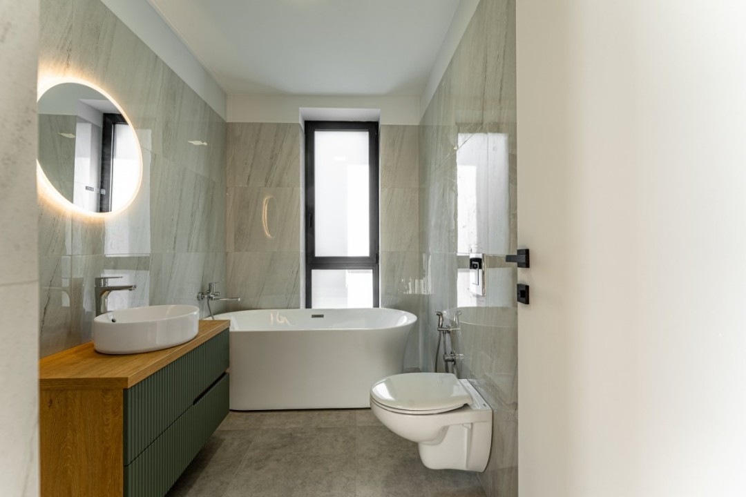 Vila individuala langa Lacul Baneasa | 6 camere, lift interior