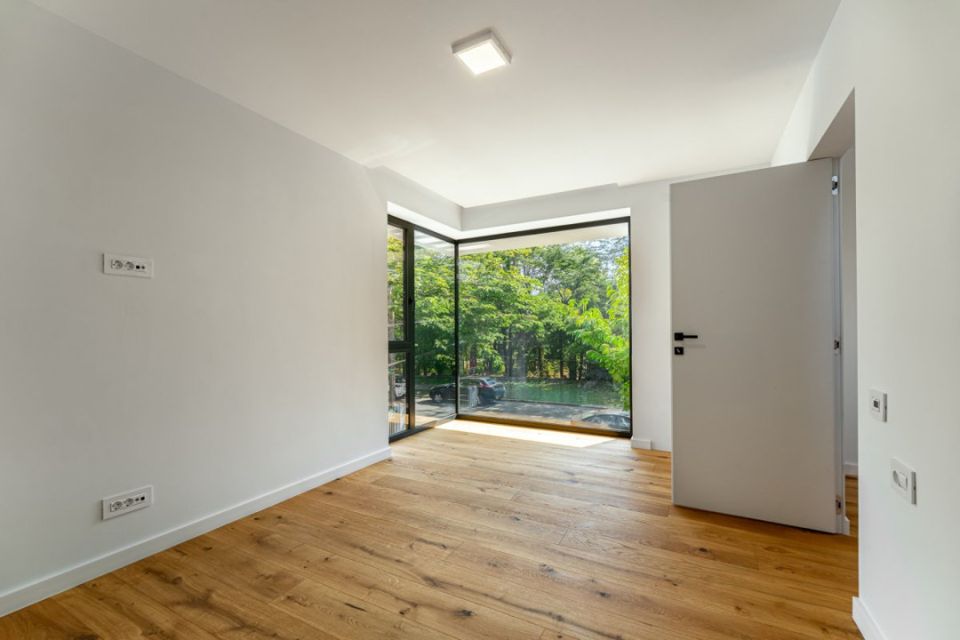 Vila individuala langa Lacul Baneasa | 6 camere, lift interior
