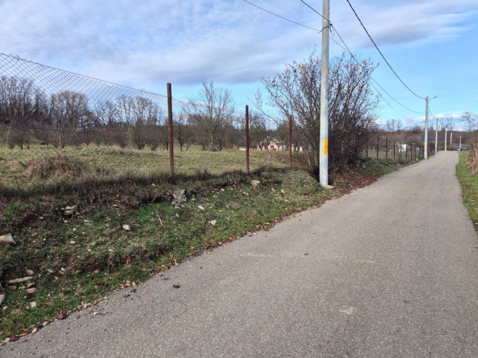 Teren intravilan Vălenii de Munte – 3.000 mp Ideal investiție sau locuinta