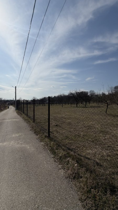 Teren intravilan Vălenii de Munte – 3.000 mp Ideal investiție sau locuinta