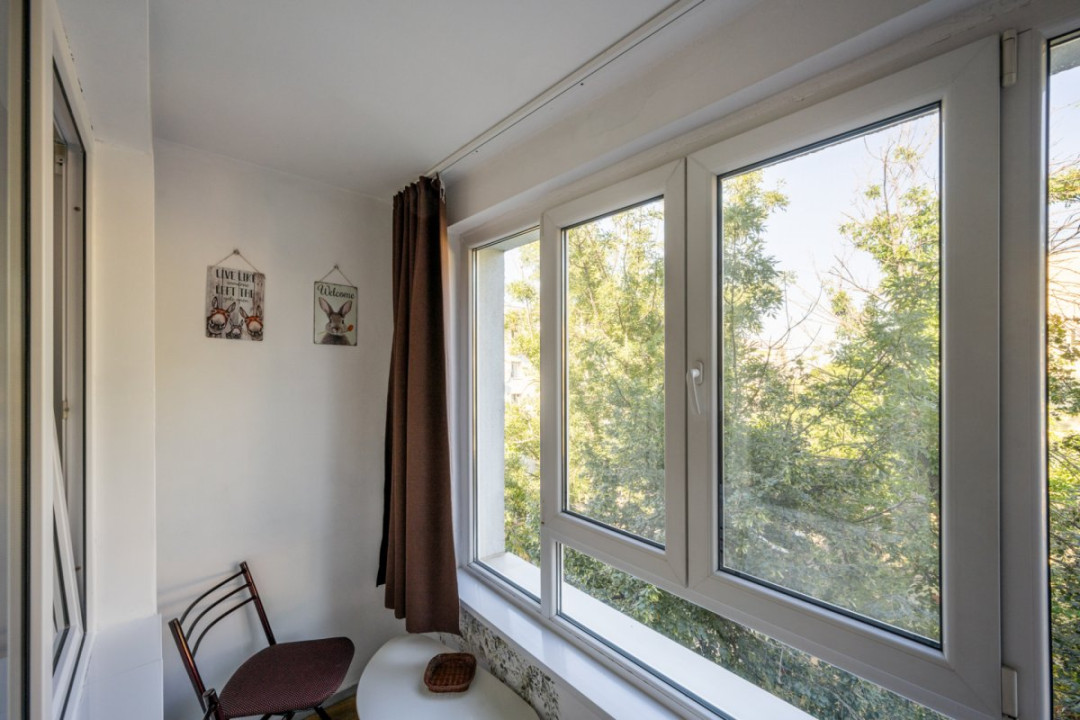 Apartament 3 camere decomandat | Metrou 1 Decembrie 