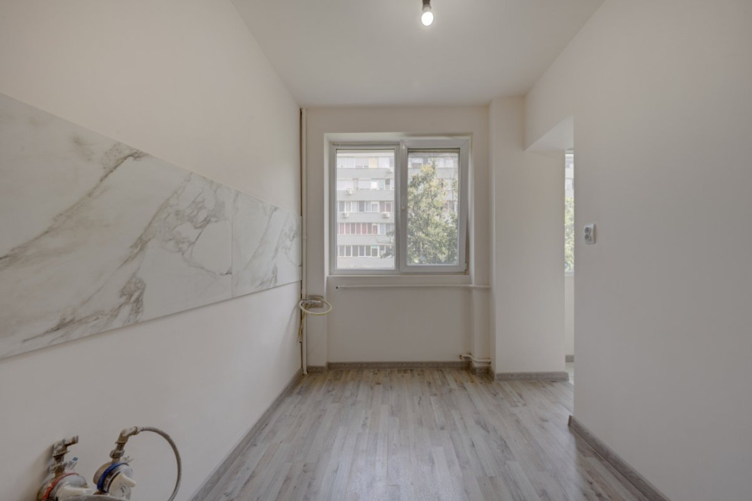DRISTOR – BABA NOVAC, AP. 3 CAMERE 64 MP , ETAJ 4 DIN 10, 2 BALCOANE, RENOVAT!