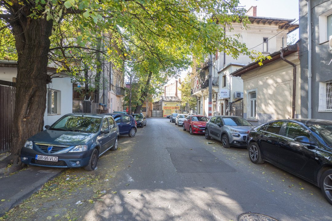 Casa singur curte  Unirii, Decebal, Burebista, Piata Alba Iulia