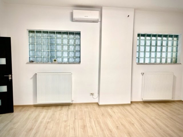 Inchiriere spatiu birou 4 camere Piata Romana