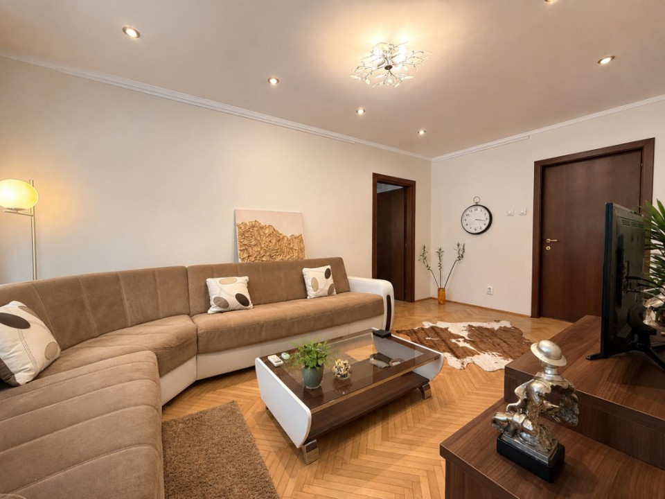 Apartament elegant cu 2 camere in zona Mosilor.