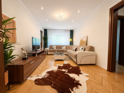 Apartament elegant cu 2 camere in zona Mosilor.