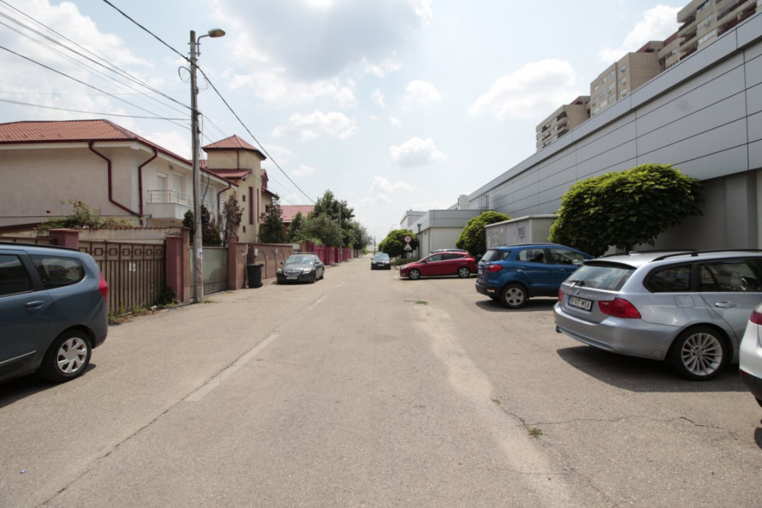 PRELUNGIREA GHENCEA-LIDL, APARTAMENT IN VILA 2010, CURTE 300 MP SI PARCARE!