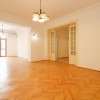 Apartament de închiriat în Piața Victoriei | 115 mp | centrală proprie