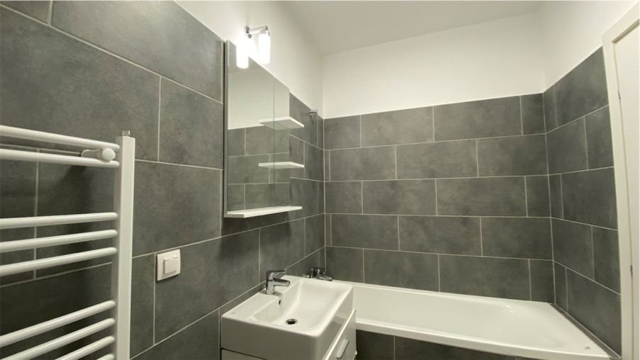 Atria Urban Resort 2 camere cu gradina si acces la piscina