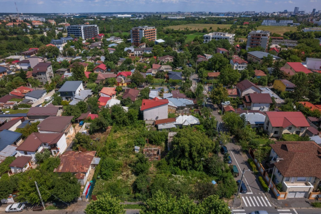BANEASA - SISESTI, TEREN CONSTRUCTII 660 MP, DOUA FRONTURI!