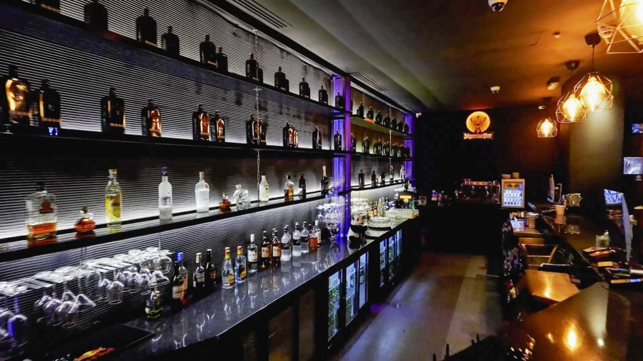 Preluare Bar/Club–517 mp utili,Universitate,amenajat si autorizat