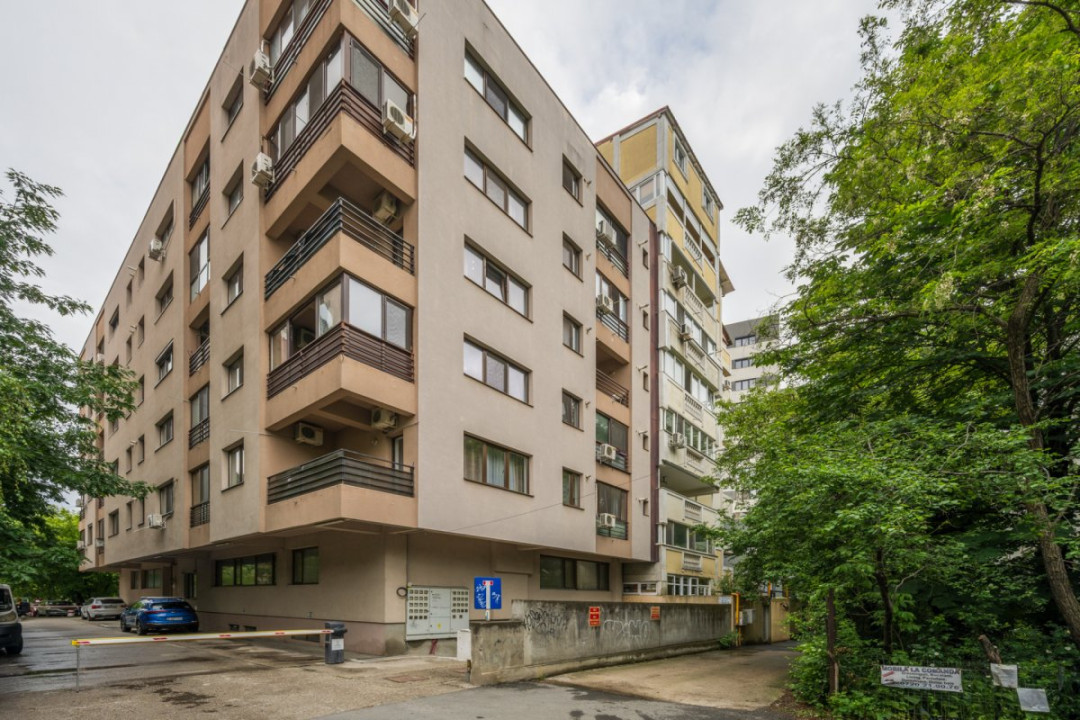 Duplex cu aer de casă, terasă și parcare subterană | Titan – Liviu Rebreanu