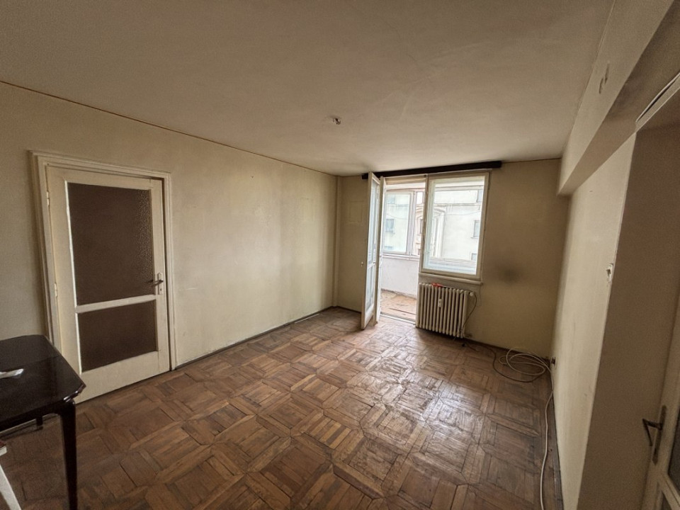 2 Camere vis-a-vis Gara de Nord - Bd. Dinicu Golescu