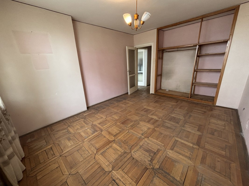 2 Camere vis-a-vis Gara de Nord - Bd. Dinicu Golescu