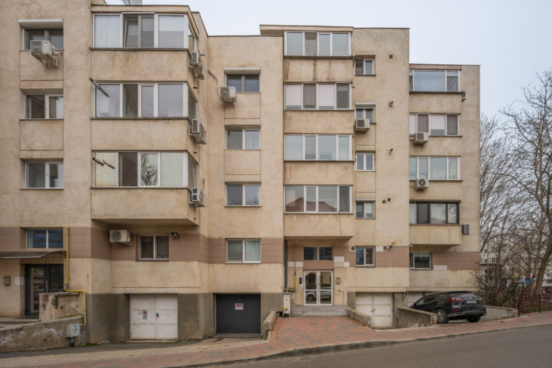 MATEI BASARAB - LABIRINT, APARTAMENT 2 CAMERE 53 MP, BLOC 2001, ETAJ 4!