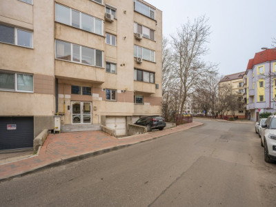 MATEI BASARAB - LABIRINT, APARTAMENT 2 CAMERE 53 MP, BLOC 2001, ETAJ 4!
