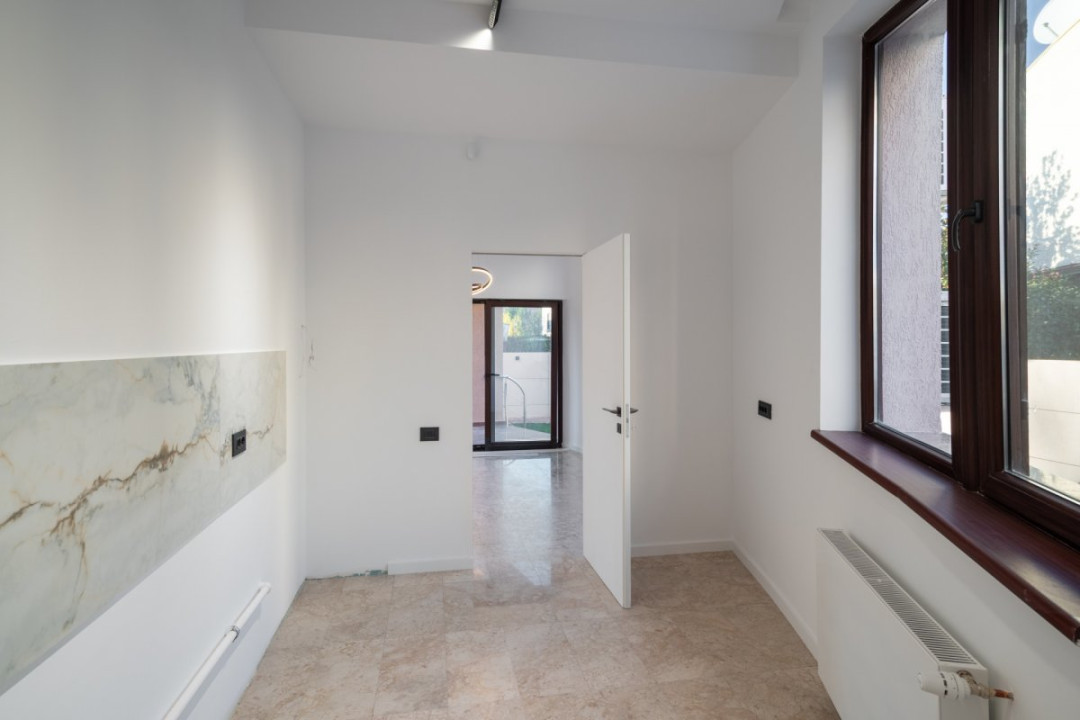 Siguranta si confort in Iancu Nicolae! Vila cu 5 camere, renovata 2026!