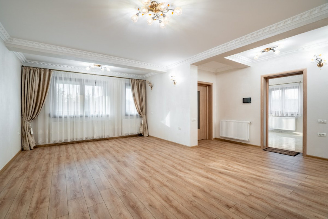 Casă premium de vânzare în Adunații Copăceni – 326 mp utili, 492 mp teren, garaj