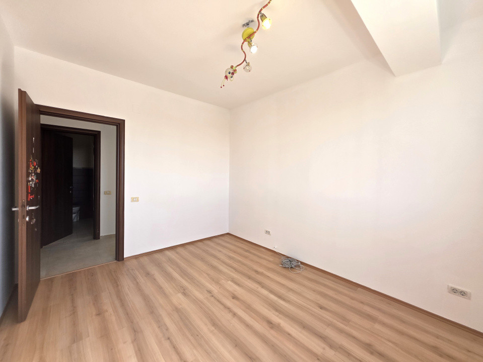De vanzare apt 3 camere, spatios si luminos, in Prelungirea Ghencea 285