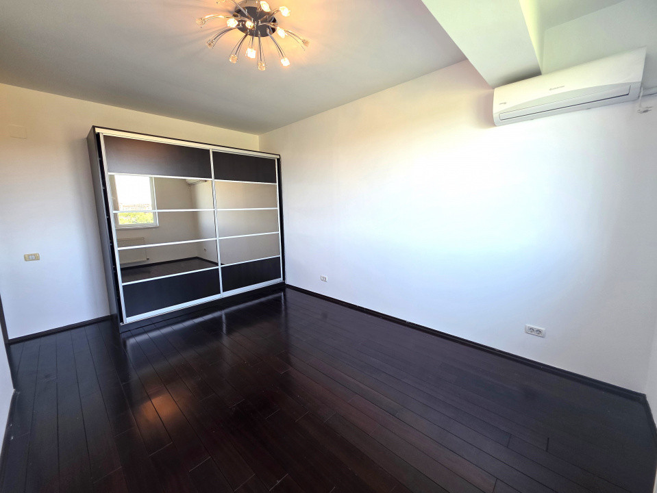 De vanzare apt 3 camere, spatios si luminos, in Prelungirea Ghencea 285