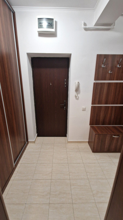 De inchiriat 2 cam. la Plaza Mall - Lujerului - mobilat si utilat