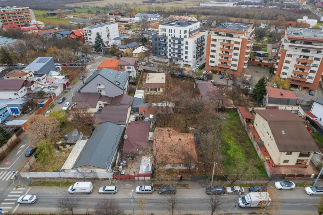 BANEASA - SISESTI, CASA DEMOLABILA 165 MP TOTAL, LOT 680 MP, FRONT 20 M!