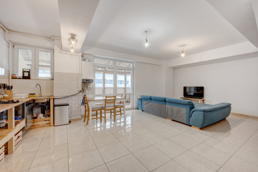 Duplex 4 camere pe două niveluri, terasă și parcare subterană | Titan