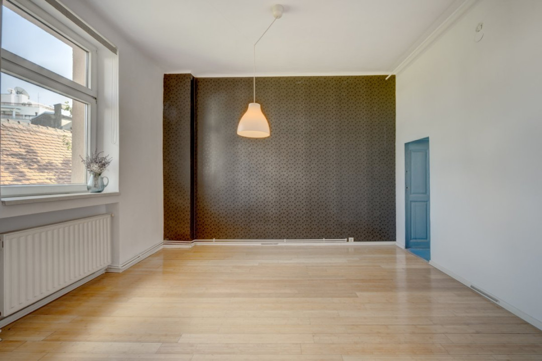 Strada Icoanei - Eminescu, apartament de 3 camere, etaj 1