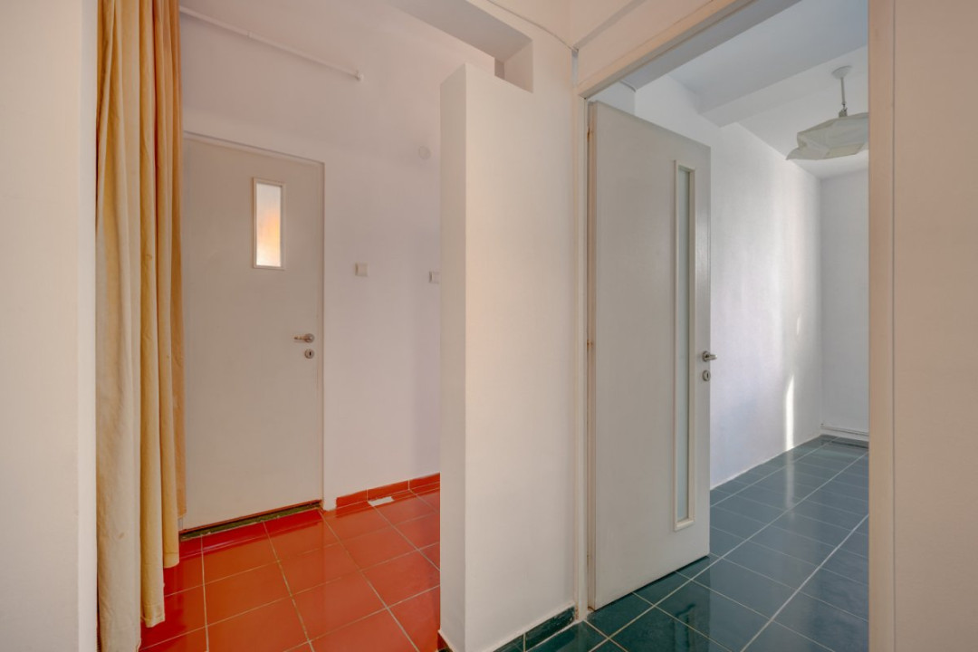 Strada Icoanei - Eminescu, apartament de 3 camere, etaj 1
