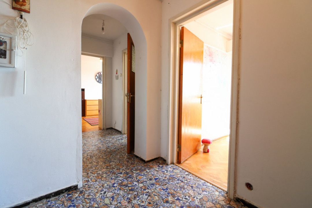 Apartament 3 camere de vânzare | 72 mp | Metrou Parc Bazilescu | Bucurestii Noi
