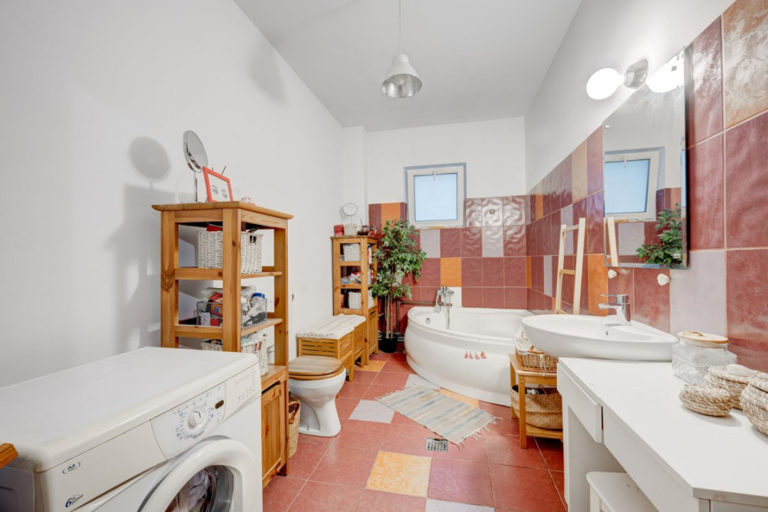 Vilă 5 camere 157mp utili 282mp teren-Parc Bazilescu-10 min metrou-Comis. 0% 