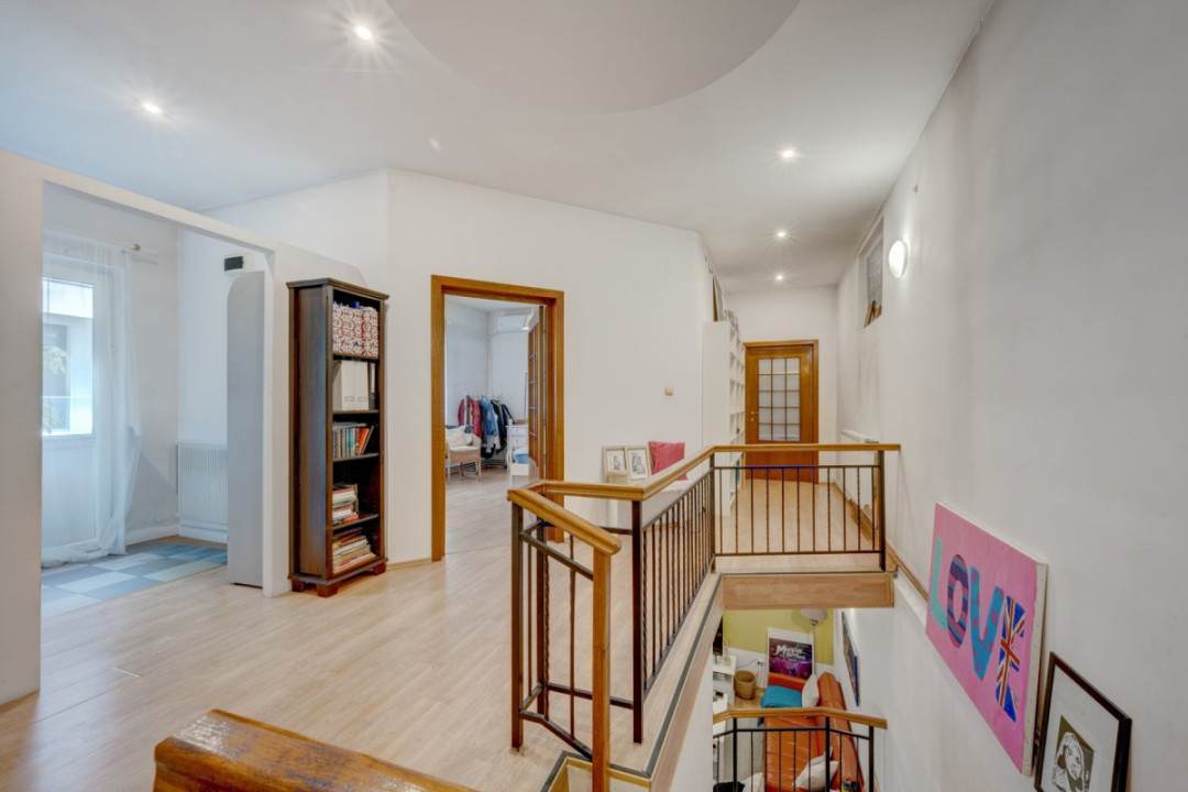 Vilă 5 camere 157mp utili 282mp teren-Parc Bazilescu-10 min metrou-Comis. 0% 