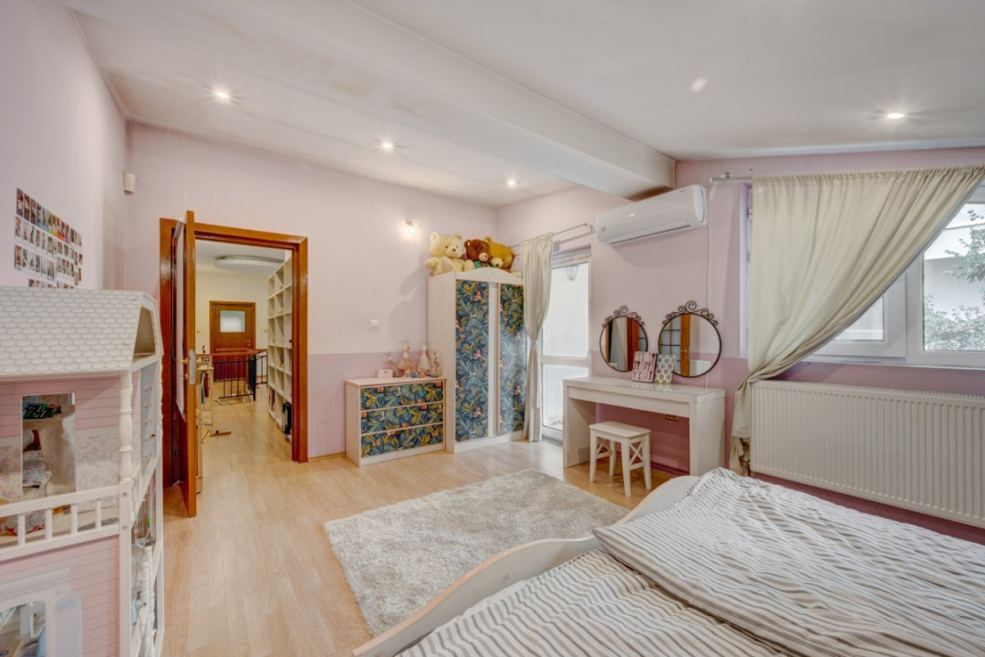 Vilă 5 camere 157mp utili 282mp teren-Parc Bazilescu-10 min metrou-Comis. 0% 